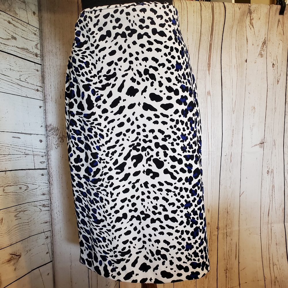 Worthington animal print pencil skirt white Medium